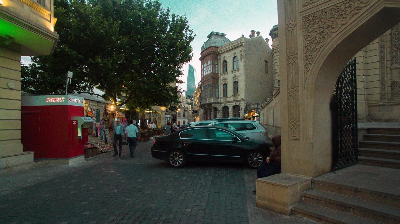 Old Castle Boutique Hotel Баку Екстер'єр фото