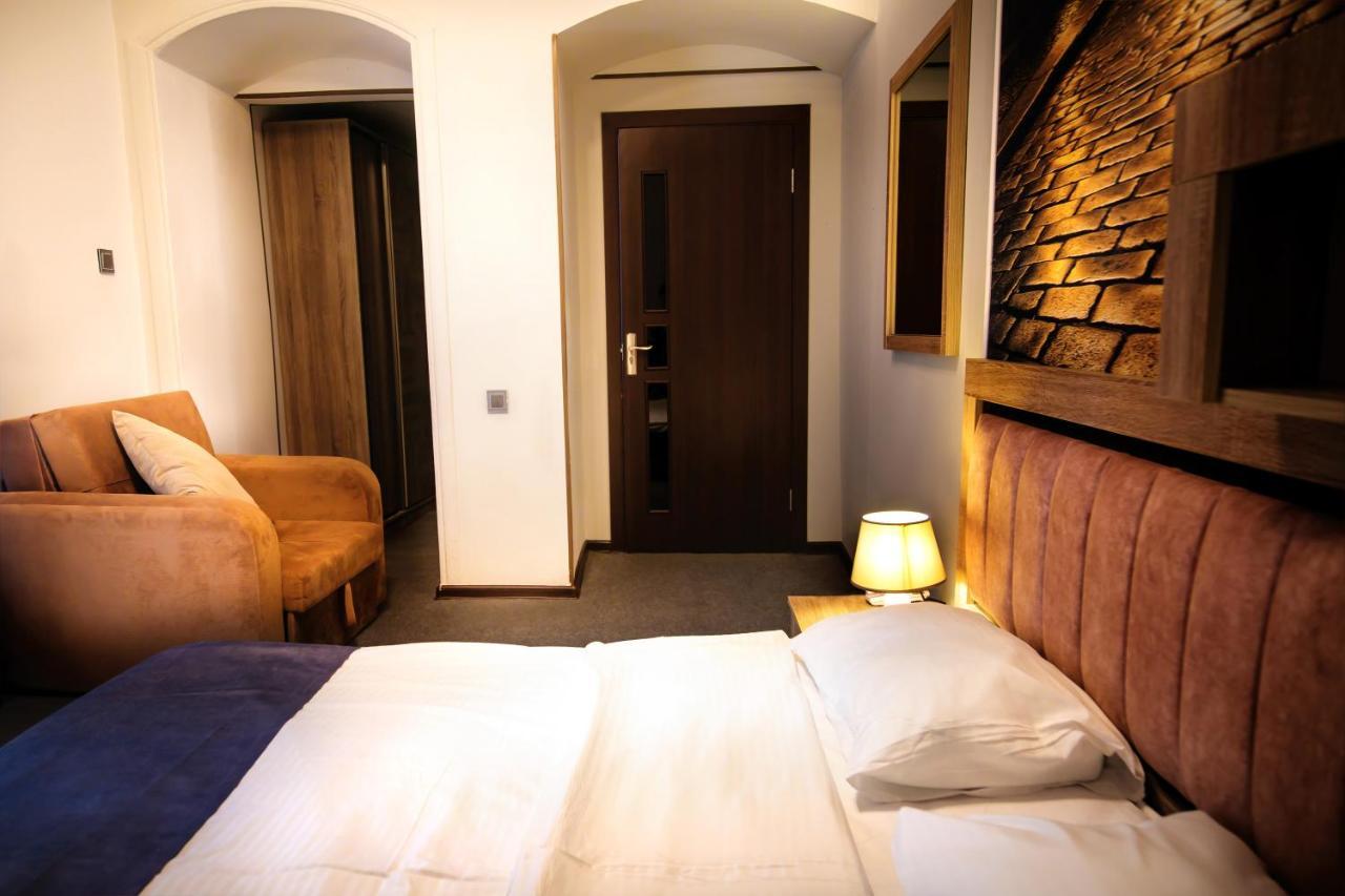 Old Castle Boutique Hotel Баку Екстер'єр фото